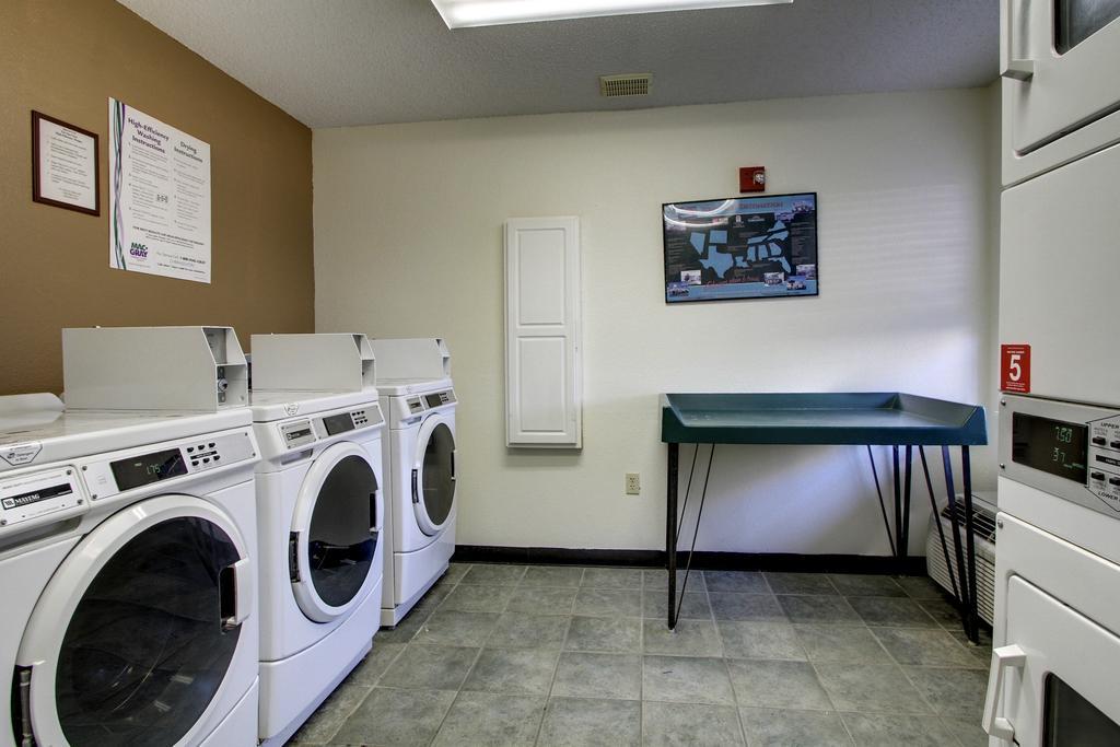 Intown Suites Extended Stay Birmingham Al - Lakeshore Parkway ภายนอก รูปภาพ